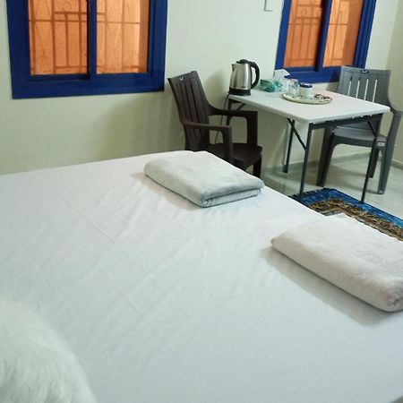 Salem House Hostel 니즈와 외부 사진