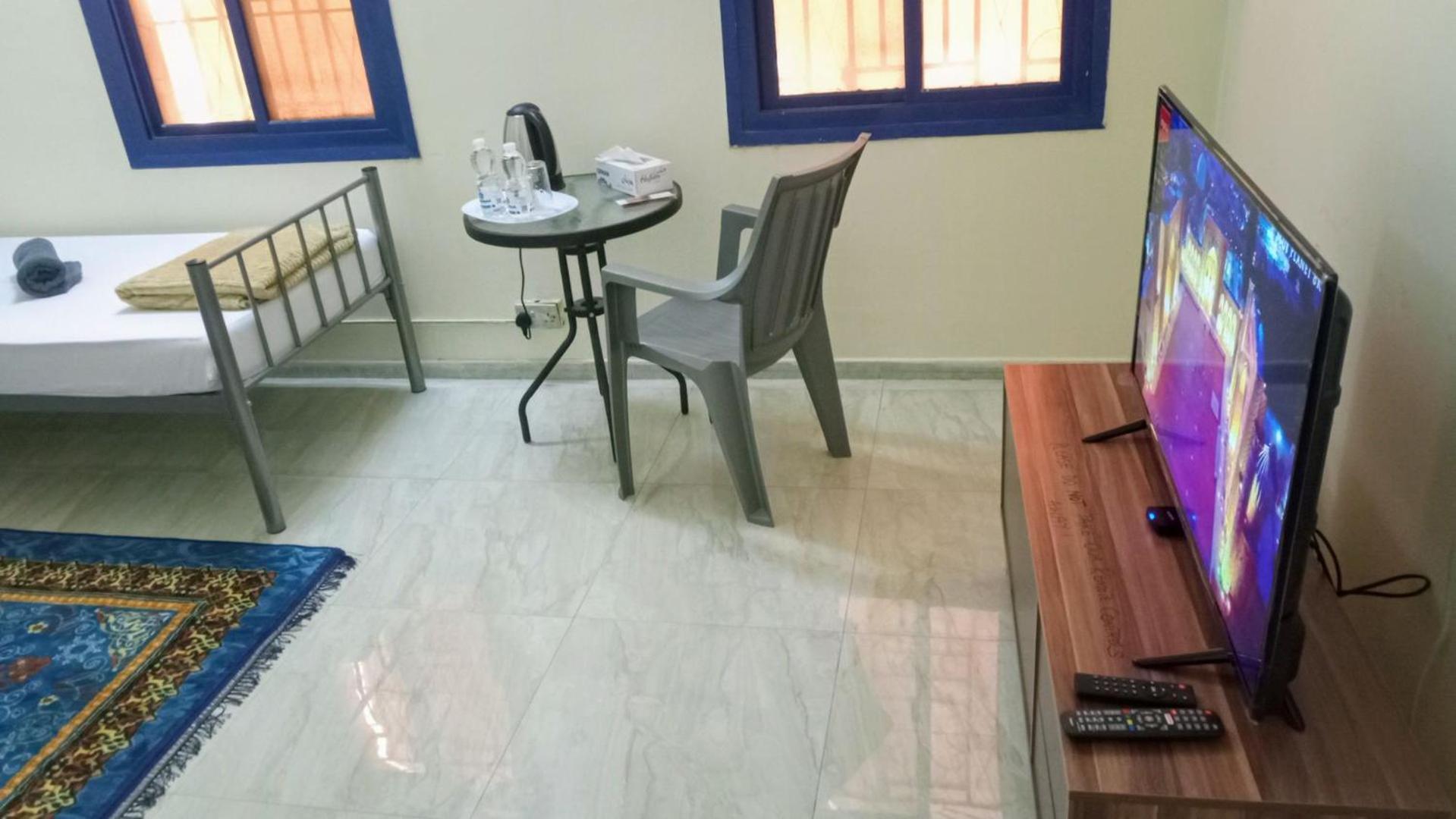 Salem House Hostel 니즈와 외부 사진