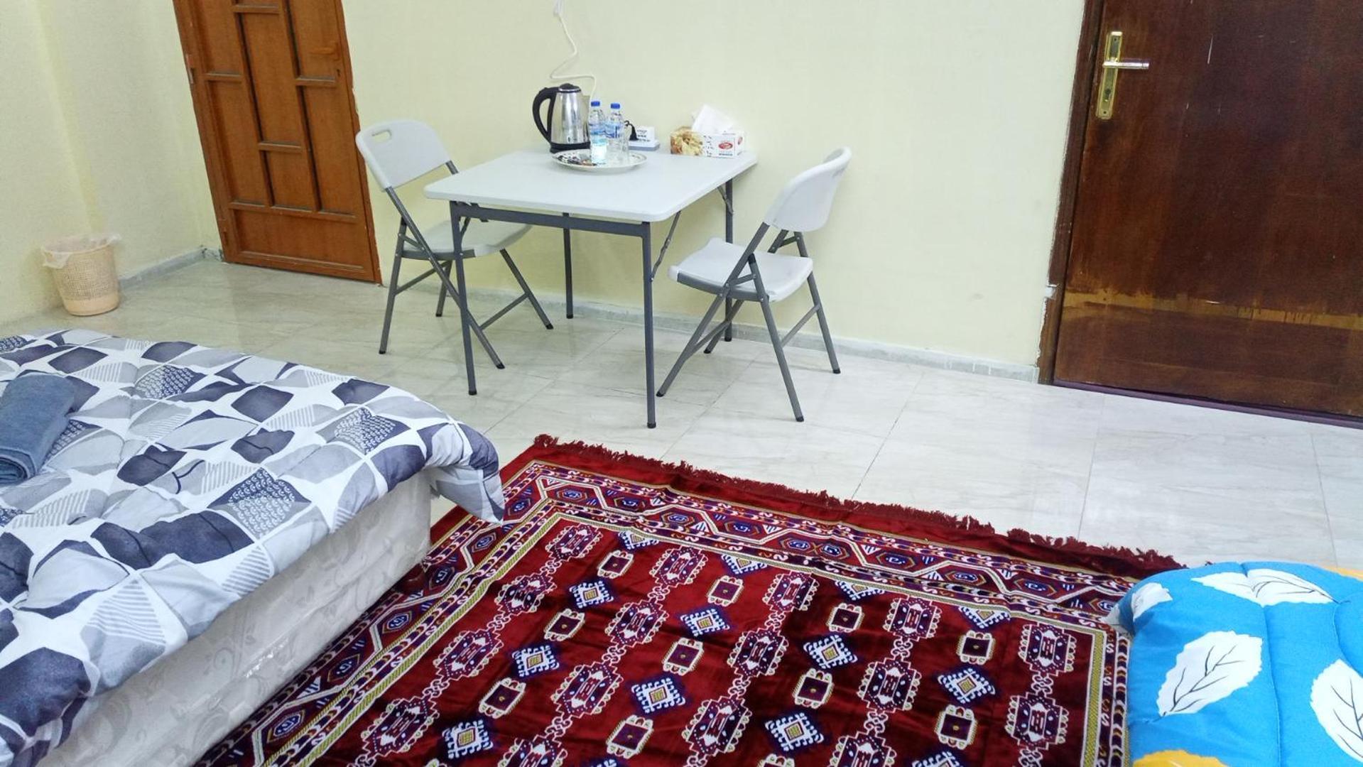 Salem House Hostel 니즈와 외부 사진