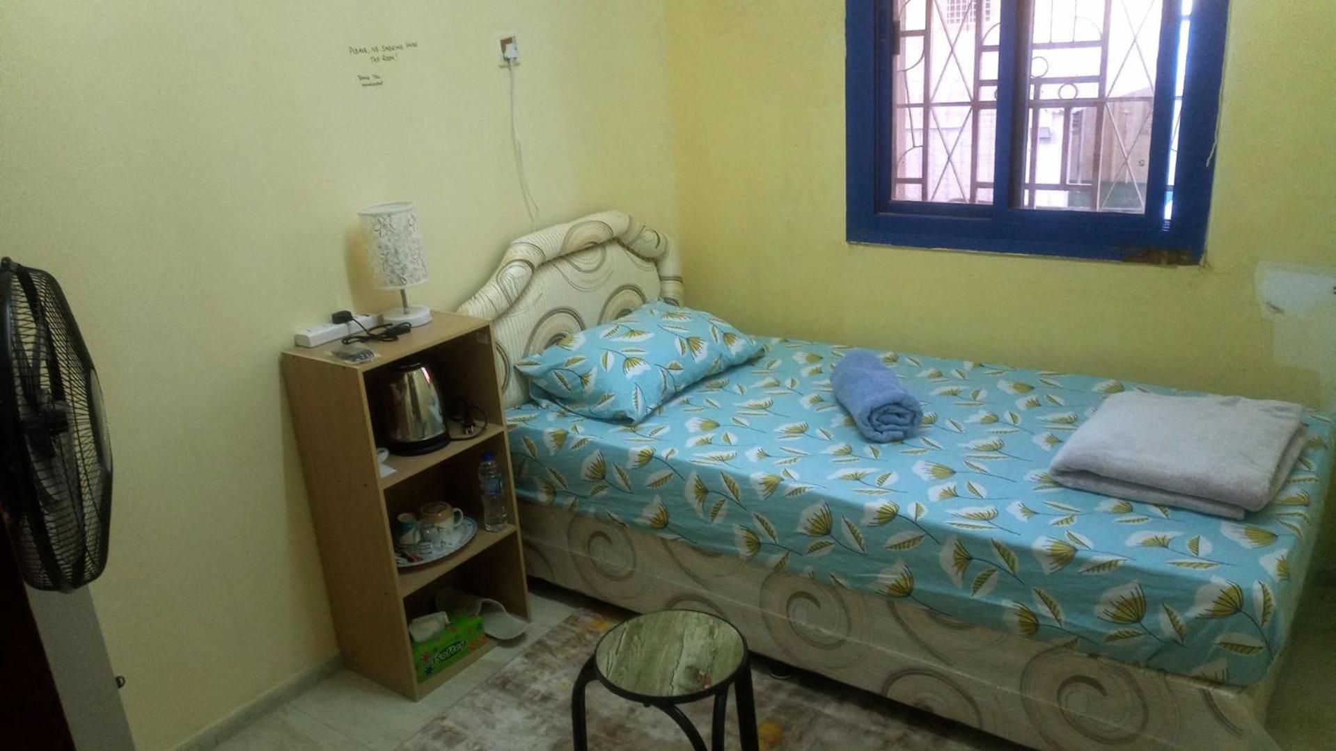 Salem House Hostel 니즈와 외부 사진