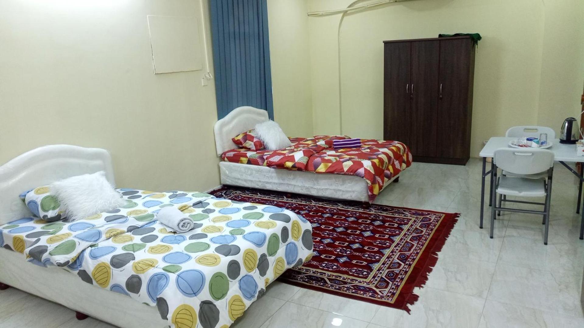Salem House Hostel 니즈와 외부 사진