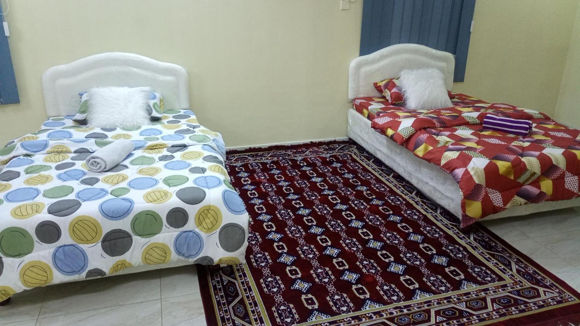 Salem House Hostel 니즈와 외부 사진