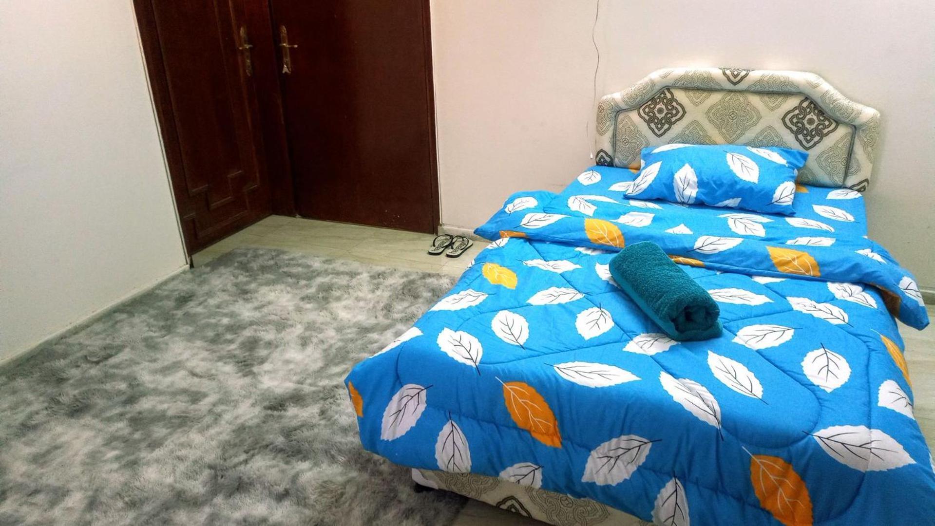 Salem House Hostel 니즈와 외부 사진