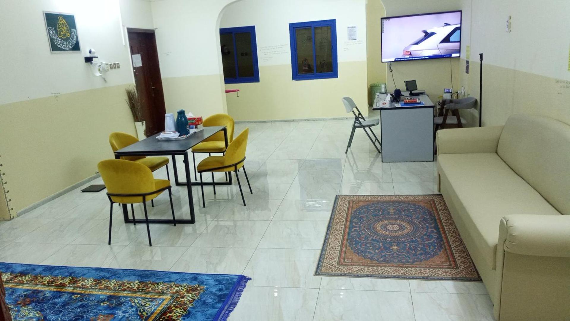 Salem House Hostel 니즈와 외부 사진