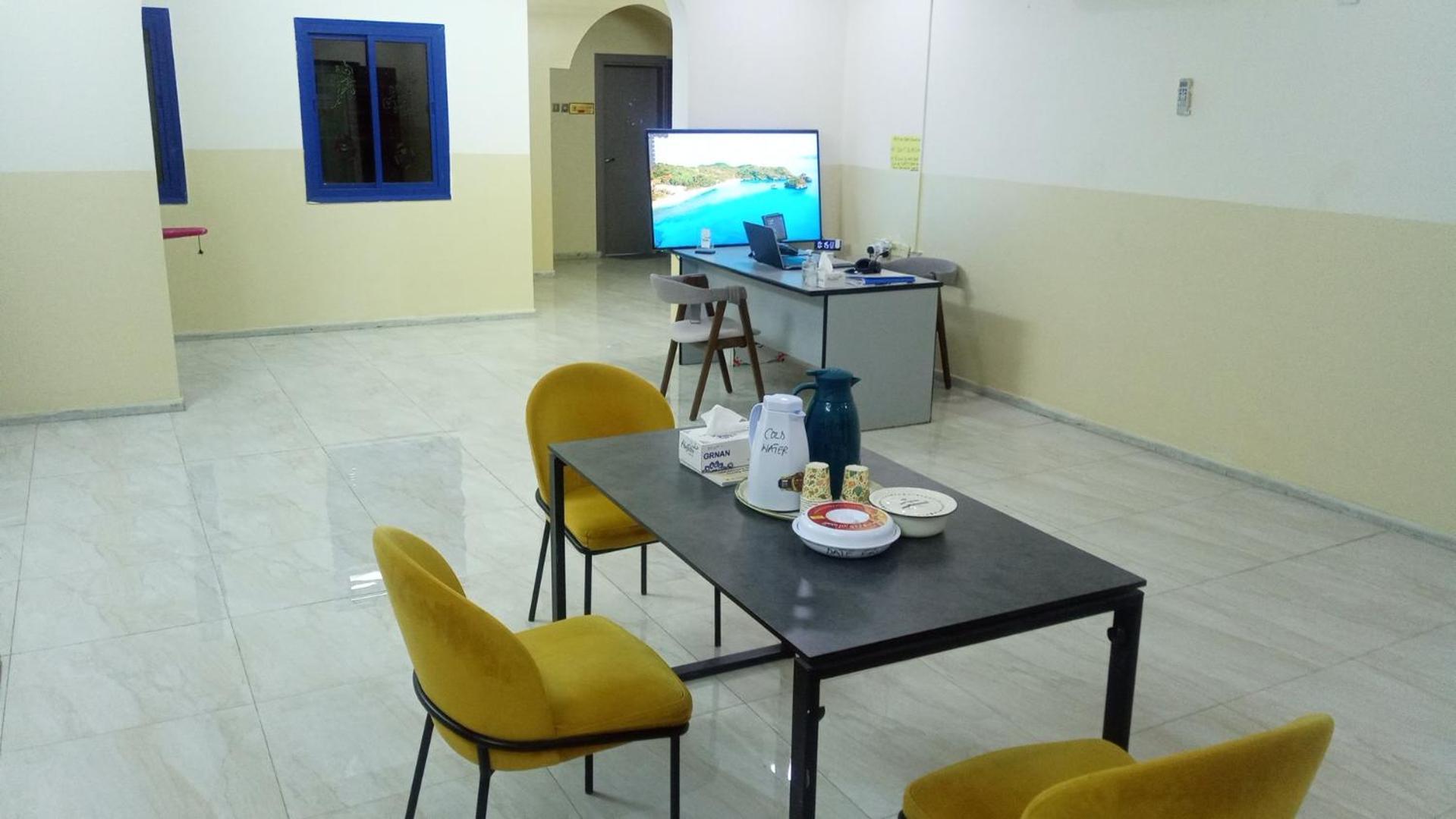 Salem House Hostel 니즈와 외부 사진