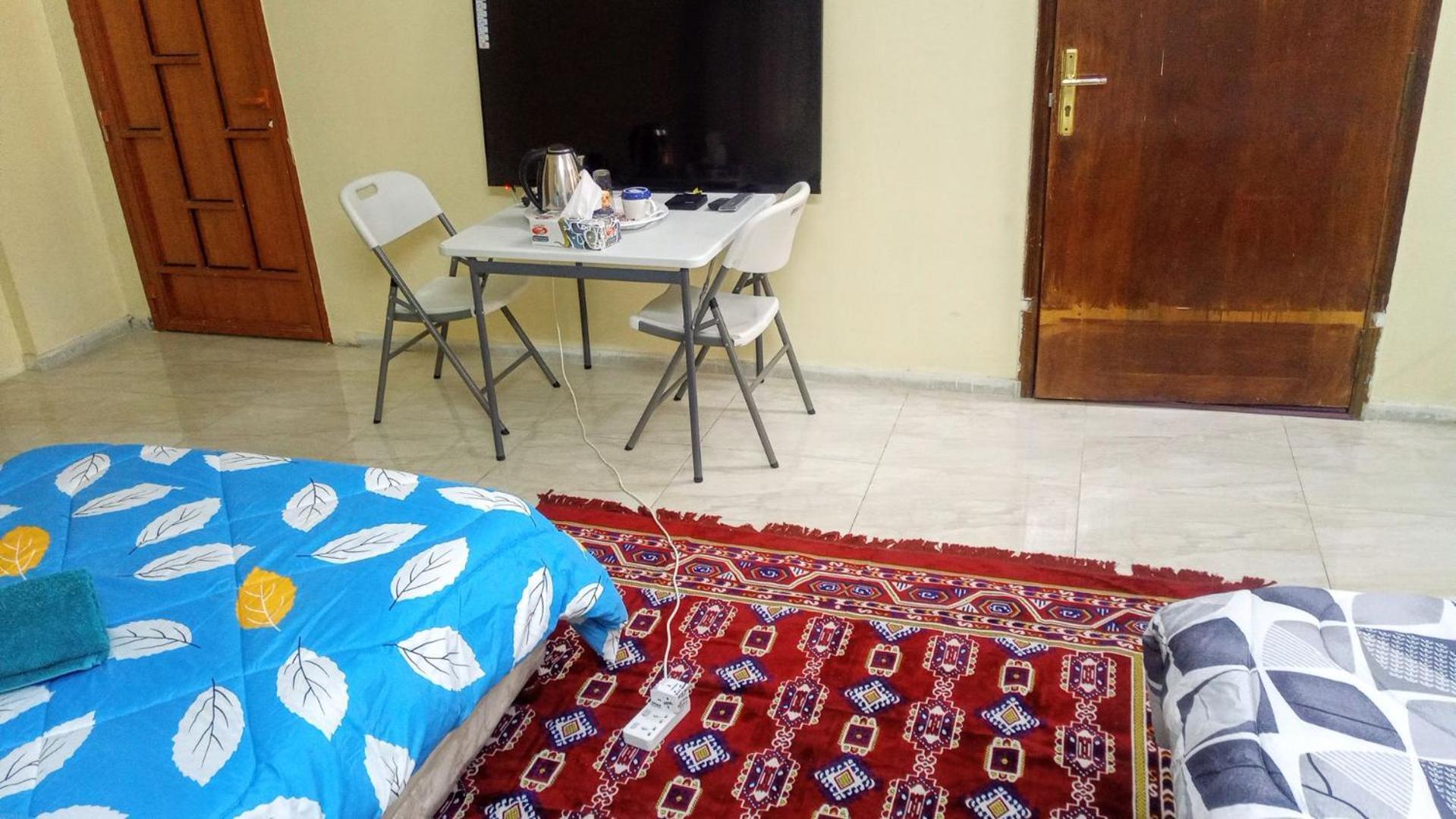 Salem House Hostel 니즈와 외부 사진