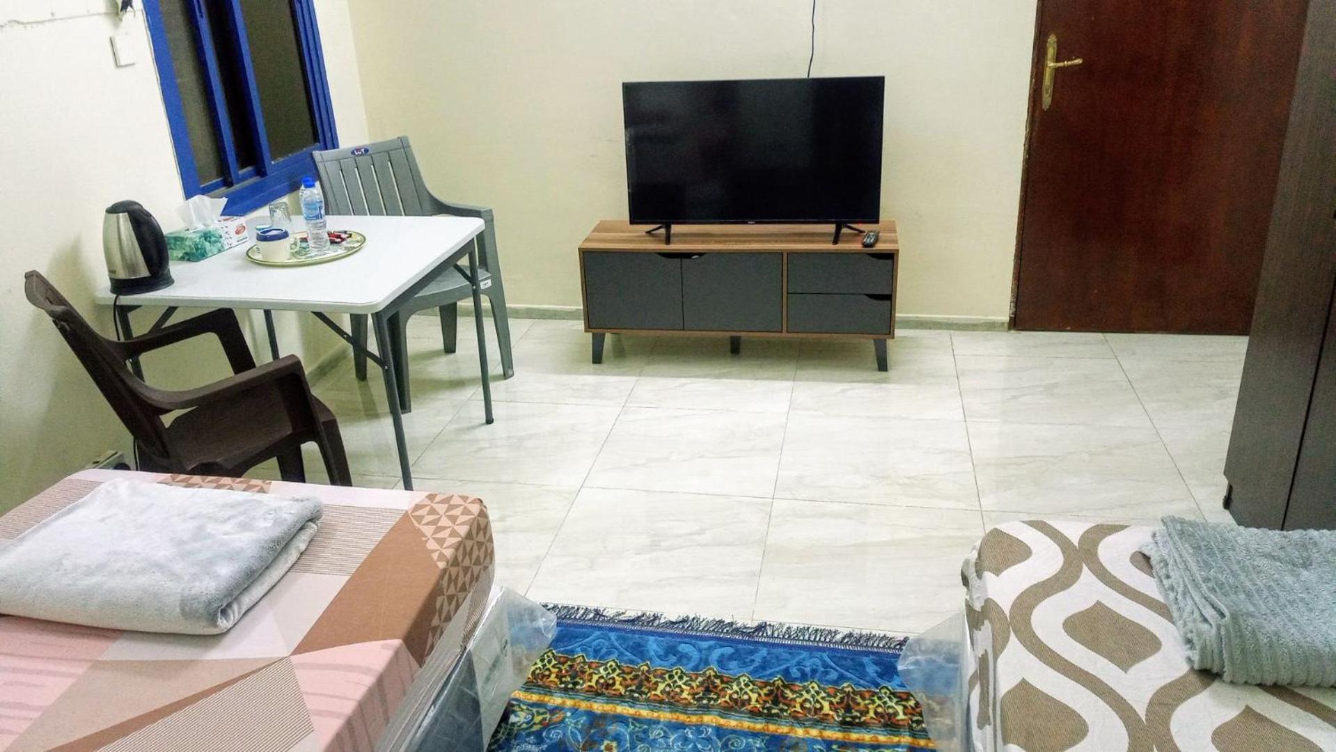 Salem House Hostel 니즈와 외부 사진
