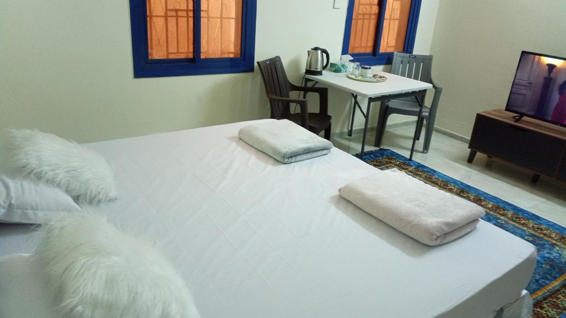 Salem House Hostel 니즈와 외부 사진